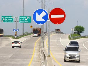 Potret Puncak Arus Balik di Tol Ngawi-Solo