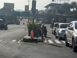 One Way Diterapkan, Lalin Simpang Gadog Puncak Ramai Lancar