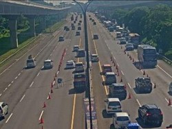 One Way Diperpanjang ke Km 47 Jam 16.00, Lalin Tol Arah Cikampek Dialihkan