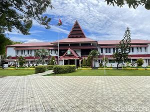 Pemkot Parepare Uji Coba Penerapan 5 Hari Sekolah untuk SD-SMP Tahun Depan Pemkot Parepare Uji Coba Penerapan 5 Hari Sekolah untuk SD-SMP Tahun Depan