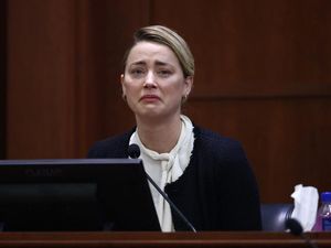 Kalah dari Johnny Depp, Amber Heard: Ini Kemunduran Bagi Perempuan Kalah dari Johnny Depp, Amber Heard: Ini Kemunduran Bagi Perempuan