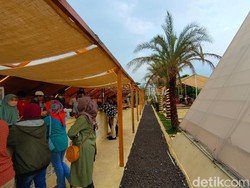 Ngopi Estetik Ala Sultan Arab di Kafe Temu Kunci Garut