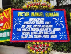 Karangan Bunga Ultah Anies Penuhi Balai Kota DKI, Ada Doa Jadi RI-1