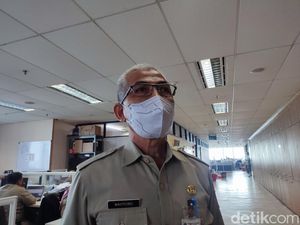 Pemprov DKI Pastikan Beri Sanksi Pegawai yang Bolos Kerja Usai Libur Lebaran Pemprov DKI Pastikan Beri Sanksi Pegawai yang Bolos Kerja Usai Libur Lebaran
