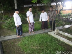 Lokasi Pusara Lily Wahid Berdekatan dengan Makam KH Hasyim Asyari