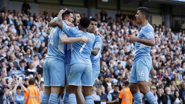 Soccer Football - Premier League - Manchester City v Newcastle United - Etihad Stadium, Manchester, Britain - May 8, 2022 Manchester City's Aymeric Laporte celebrates scoring their second goal with teammates Action Images via Reuters/Jason Cairnduff EDITORIAL USE ONLY. No use with unauthorized audio, video, data, fixture lists, club/league logos or 'live' services. Online in-match use limited to 75 images, no video emulation. No use in betting, games or single club /league/player publications.  Please contact your account representative for further details.