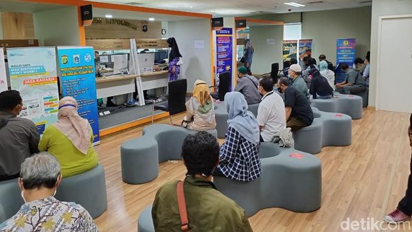 Mengintip Mal Layanan Publik DKI Usai Libur Lebaran