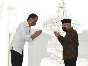 3 Rapor Merah & 8 Rapor Biru Pemerintahan Jokowi Versi LSI Denny JA 3 Rapor Merah & 8 Rapor Biru Pemerintahan Jokowi Versi LSI Denny JA
