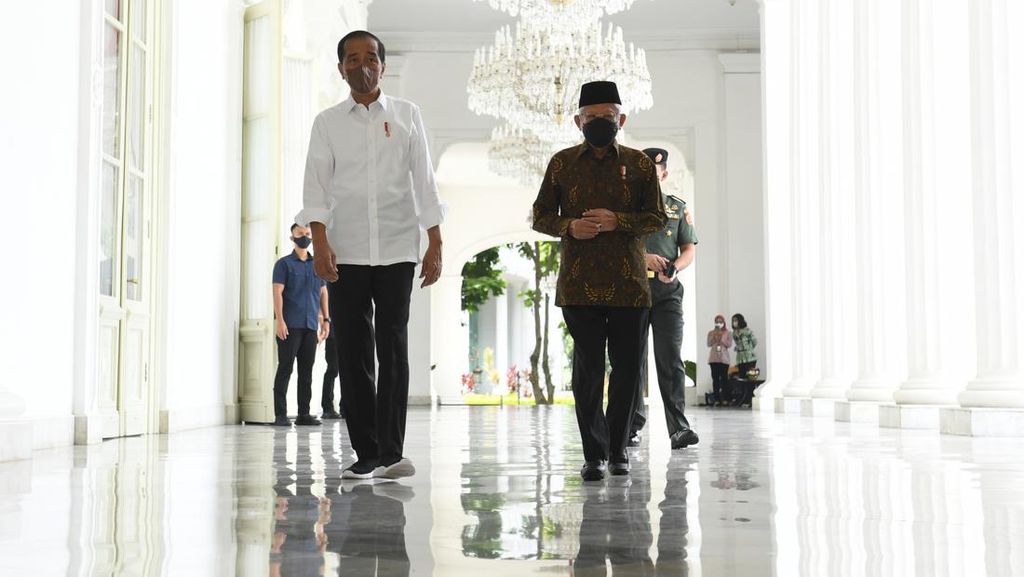 Momen Silaturahmi Jokowi-Maruf Amin di Istana Merdeka