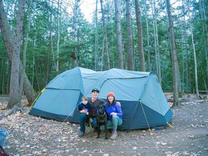 Kisah Pasutri yang Jual Rumah & Tinggalkan Bisnis, Kini Pilih Hidup di Tenda