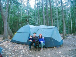 Kisah Pasutri yang Jual Rumah & Tinggalkan Bisnis, Kini Pilih Hidup di Tenda