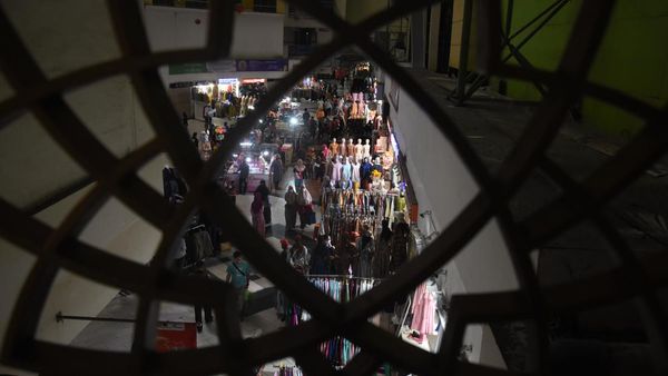 Pasar Tanah Abang Dibuka Lagi Usai Libur Lebaran
