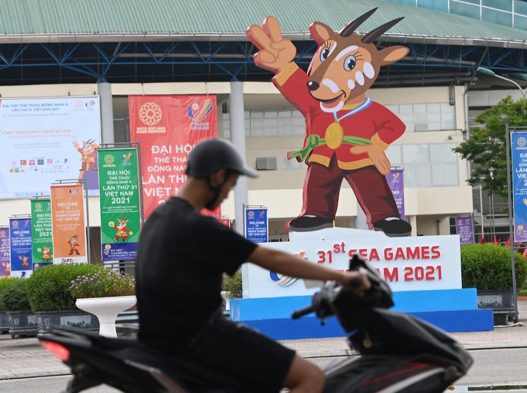 Pernak-pernik SEA Games Hiasi Sudut Kota di Vietnam