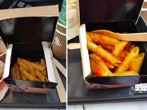 Pria Ini Protes Pasta yang Disajikan Maskapai Singapura Rasanya Menjijikkan