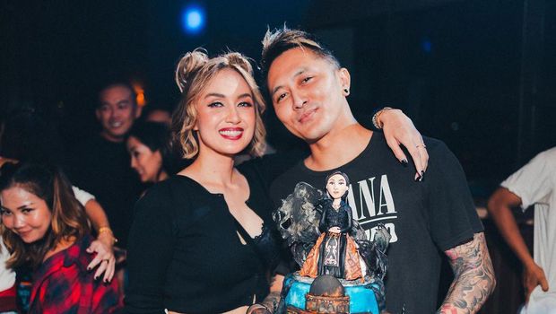 Sara Wijayanto dan Demian Aditya
