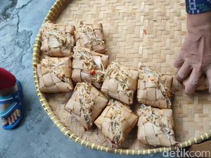 Seru! Berburu Kupat Jembut Saat Syawalan di Semarang