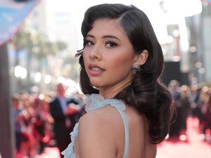 Mengenal Xochitl Gomez, Pemeran Superhero LGBT dalam Film Doctor Strange Mengenal Xochitl Gomez, Pemeran Superhero LGBT dalam Film Doctor Strange