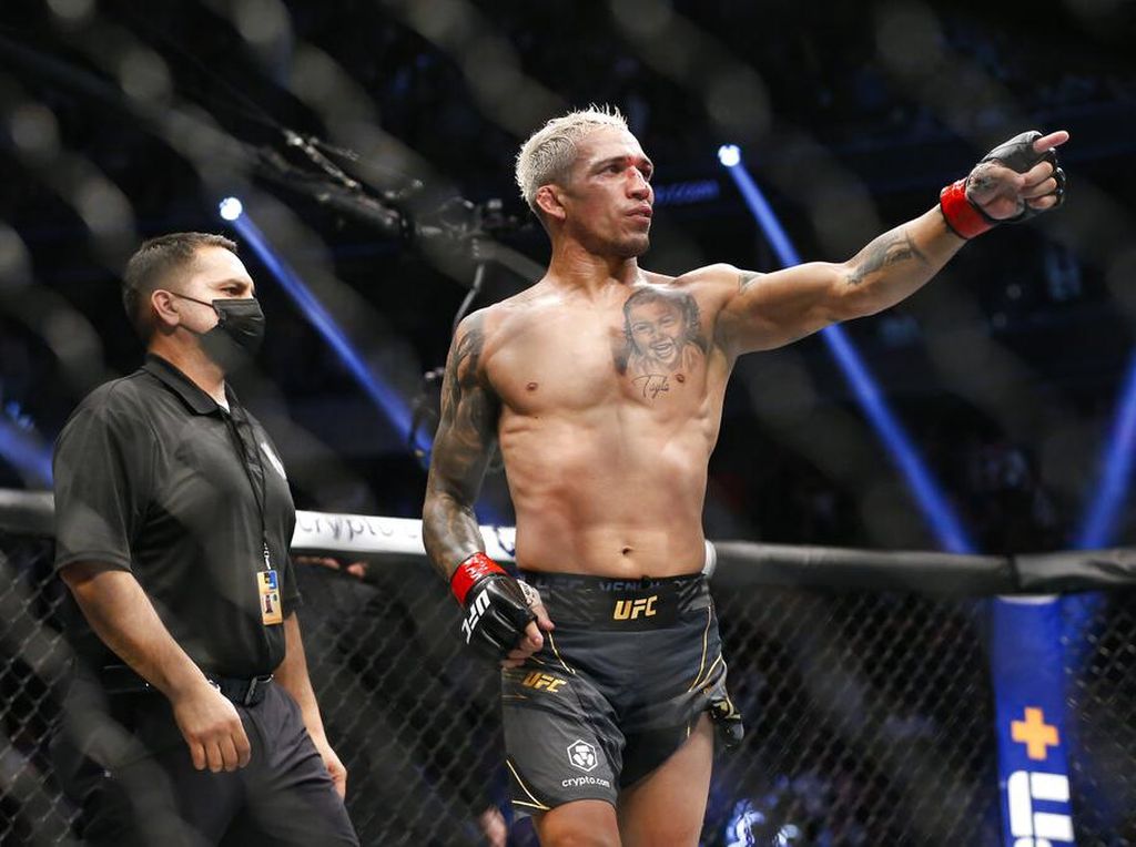 Kata Presiden UFC Soal Drama Kontroversial Charles Oliveira