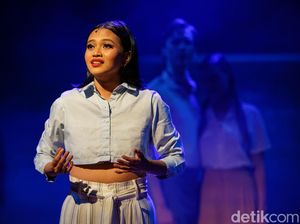 Sempat Pesimis Kejar Mimpi, Penerima Beasiswa Ini Akui BTS Ubah Hidupnya