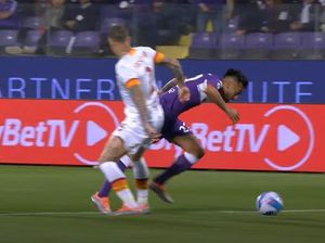 Mourinho Protes Hukuman Penalti untuk Roma, Pakar Beri Analisis Ini