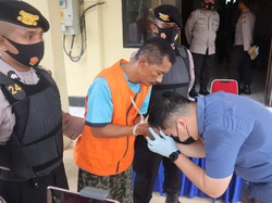 Momen Tak Terduga Polisi Muna Sungkem ke Pelaku Pencabulan, Ini Penyebabnya