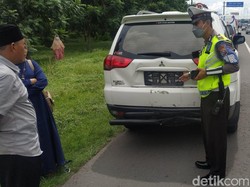 Kecelakaan Beruntun Km 15 Tol Waru-Perak Libatkan Colt Diesel hingga Pajero