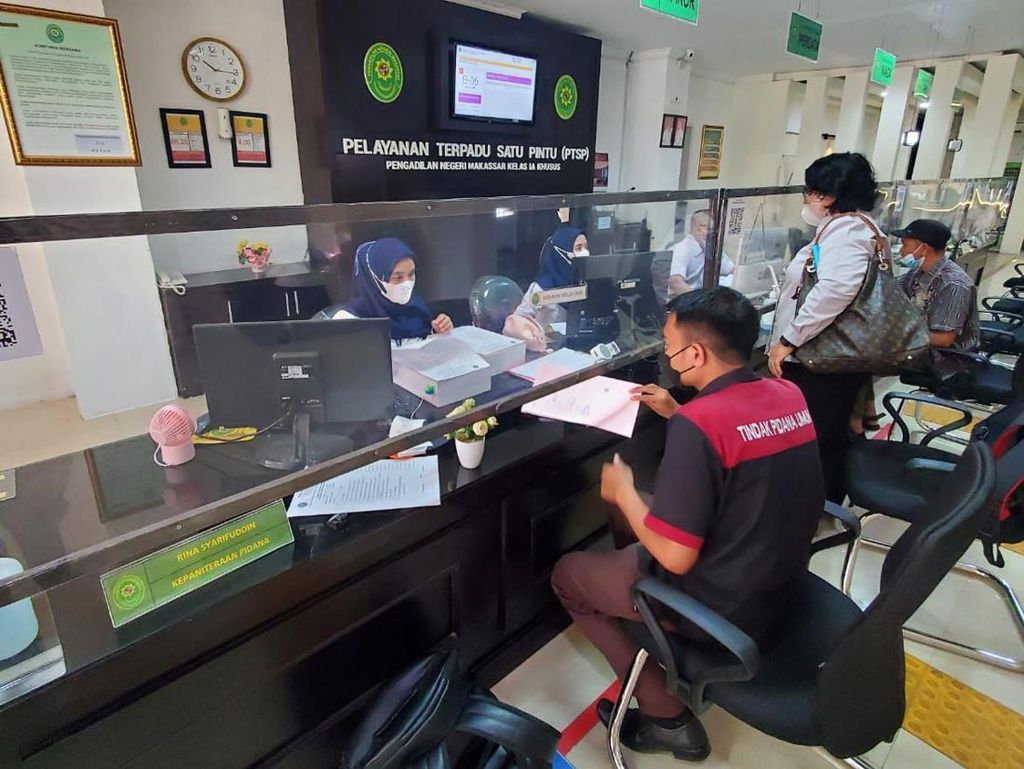 Jaksa Limpahkan 2 Tersangka Investasi Kripto Bodong Rp 10 M ke PN Makassar