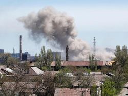 Rusia Gempur Pabrik Baja Mariupol, 100 Warga Sipil Sembunyi di Sana