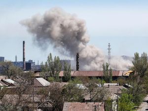 Dikepung & Digempur Rusia, Pasukan Ukraina di Mariupol Enggan Menyerah Dikepung & Digempur Rusia, Pasukan Ukraina di Mariupol Enggan Menyerah
