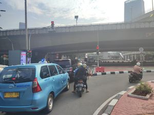 Begini Kondisi Lalu Lintas di Simpang Kuningan Barat Saat Penerapan Gage Begini Kondisi Lalu Lintas di Simpang Kuningan Barat Saat Penerapan Gage