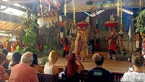 Melihat Pementasan Tari Barong-Kris yang Ramai Turis Lagi di Bali