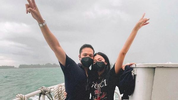 Go Public! 7 Momen Kebersamaan Naysilla Mirdad dengan Pacar Baru