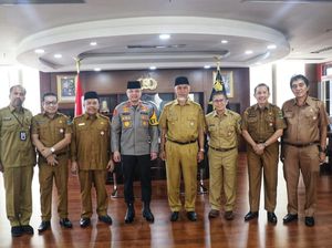 Halal Bihalal, Gubernur Sumbar Datangi Jajaran Forkopimda Satu Per Satu Halal Bihalal, Gubernur Sumbar Datangi Jajaran Forkopimda Satu Per Satu