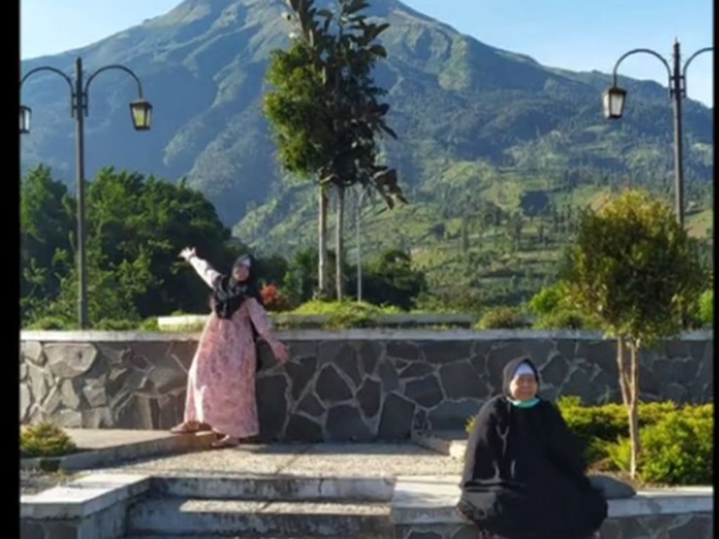 Heboh Wanita Wonosobo Ngaku Habis Rp 20 Juta Selama Sepekan Mudik Heboh Wanita Wonosobo Ngaku Habis Rp 20 Juta Selama Sepekan Mudik