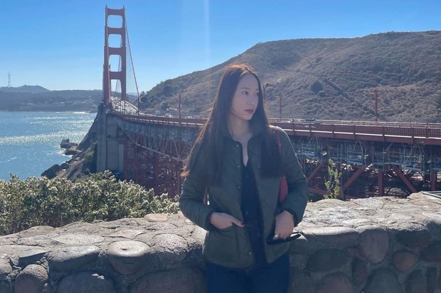 Potret Krystal Jung berlibur ke San Fransisco sebagai salah satu destinasi self-healing