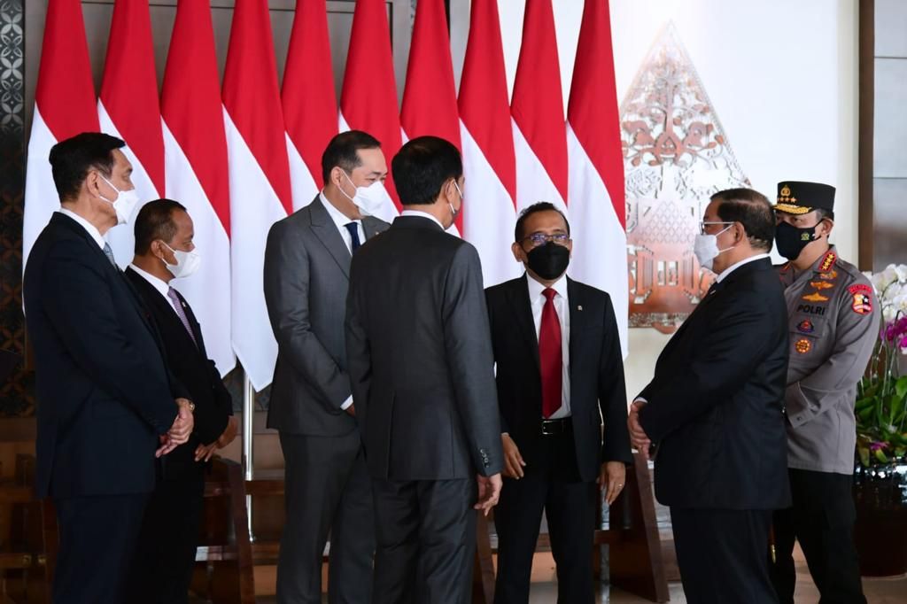 Presiden Jokowi dan Para Menteri