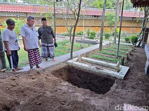 Penampakan Pusara Lily Wahid di Ponpes Tebuireng Jombang