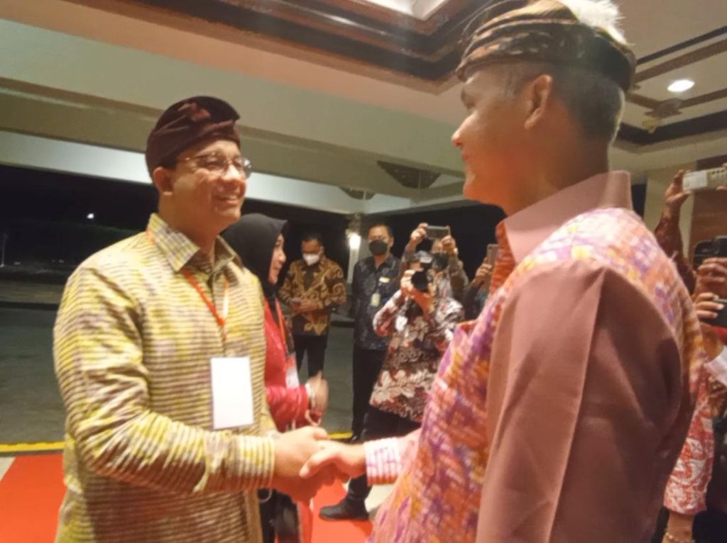 PAN Sebut Anies Hingga Ganjar Berpotensi Diusung Jadi Capres KIB PAN Sebut Anies Hingga Ganjar Berpotensi Diusung Jadi Capres KIB