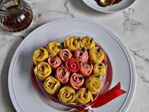 Resep Pembaca: Resep Roti Jala Mawar yang Cocok Buat Teman Ngopi Resep Pembaca: Resep Roti Jala Mawar yang Cocok Buat Teman Ngopi