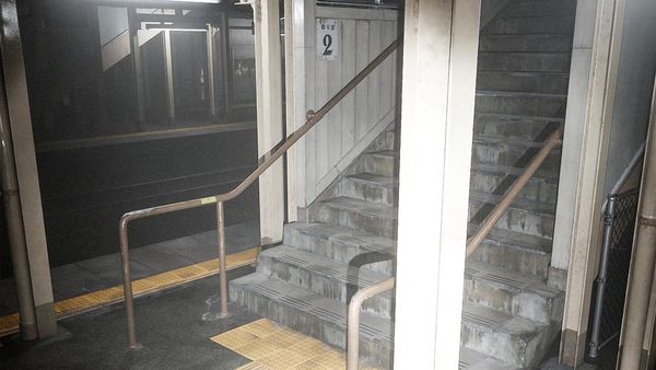 Stasiun Kereta Seram di Jepang Ini Dikira Sungguhan