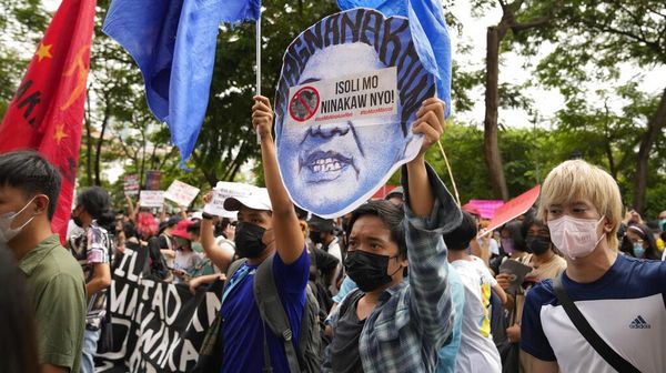 Unjukrasa Tolak Dinasti Marcos yang Diprediksi Menang Pemilu Filipina