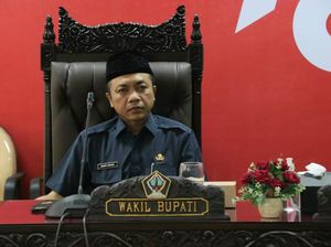 PN Blitar Naik Kelas ke Level 1A, Wabup Minta Pelayanan Terus Digenjot PN Blitar Naik Kelas ke Level 1A, Wabup Minta Pelayanan Terus Digenjot