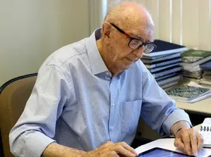 Ini Pegawai Paling Setia di Dunia, Bekerja untuk 1 Perusahaan Selama 84 Tahun