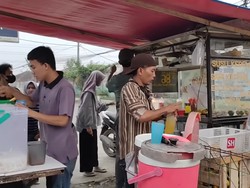 Kisah Sukses Mantan Pekerja Pabrik yang Jualan Es, Raup Rp 3 Juta dalam 3 Jam