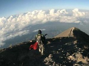 Pro Kontra Rencana Larangan Naik Gunung di Bali-Guide Tuntut Kompensasi Pro Kontra Rencana Larangan Naik Gunung di Bali-Guide Tuntut Kompensasi