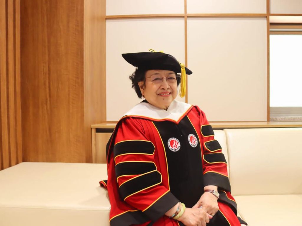 Daftar 11 Gelar Doktor-Profesor Kehormatan yang Diperoleh Megawati Daftar 11 Gelar Doktor-Profesor Kehormatan yang Diperoleh Megawati