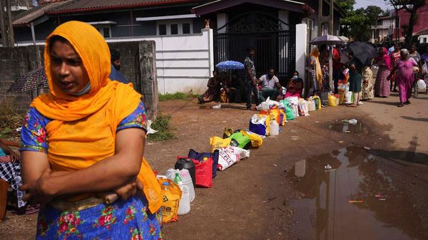 Krisis Menjepit, Warga Sri Lanka Semakin Sulit
