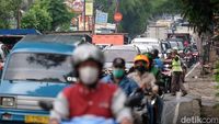 Masyarakat Kembali Bekerja, Lalin di Sawangan Depok Macet