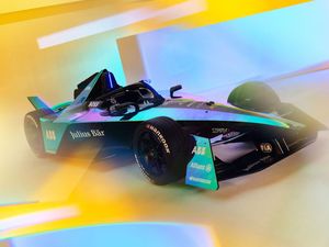 Mobil Formula E Generasi 3 Diluncurkan, tapi Belum Bisa Dipakai di Jakarta Mobil Formula E Generasi 3 Diluncurkan, tapi Belum Bisa Dipakai di Jakarta