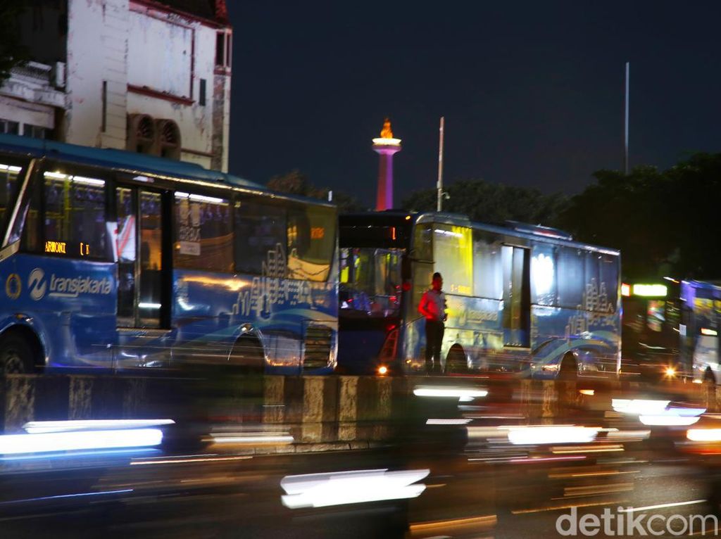 Dishub DKI Bakal Aktifkan Kembali Seluruh Rute TransJakarta Mulai 6 Juni Dishub DKI Bakal Aktifkan Kembali Seluruh Rute TransJakarta Mulai 6 Juni